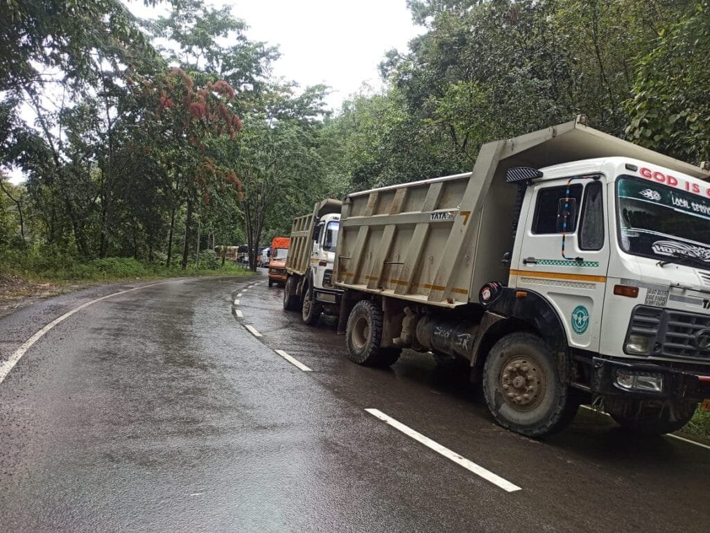 Massive landslide totally cuts off NH-2 in Senapati District 3 WhatsApp Image 2020 10 24 at 11.34.31 AM 1