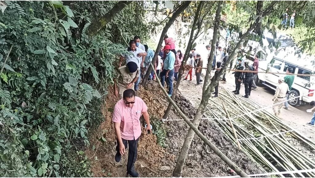 Minister Dikho inspects landslide affected site: Restoration work begins 2 WhatsApp Image 2020 10 25 at 9.00.31 PM
