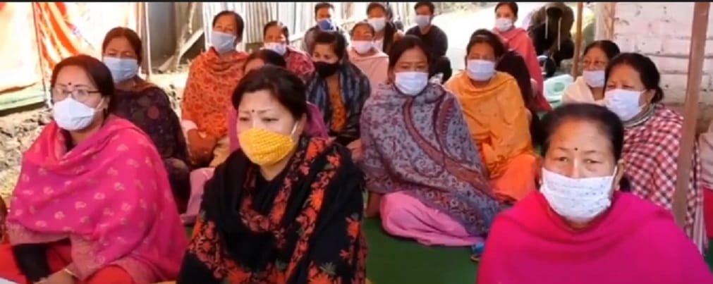 Locality protests over Bomb blast at residential complex in Imphal, none hurt 2 Residents of Nonmeibung locality in Imphal East district protesting against bomb attack on Wednesday