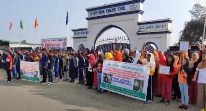 Students demand justice for murder of a four-year-old boy in Thoubal 2 Students of schools in Manipurs Thoubal district protesting demanding justice for murdered four year old boy on Sunday