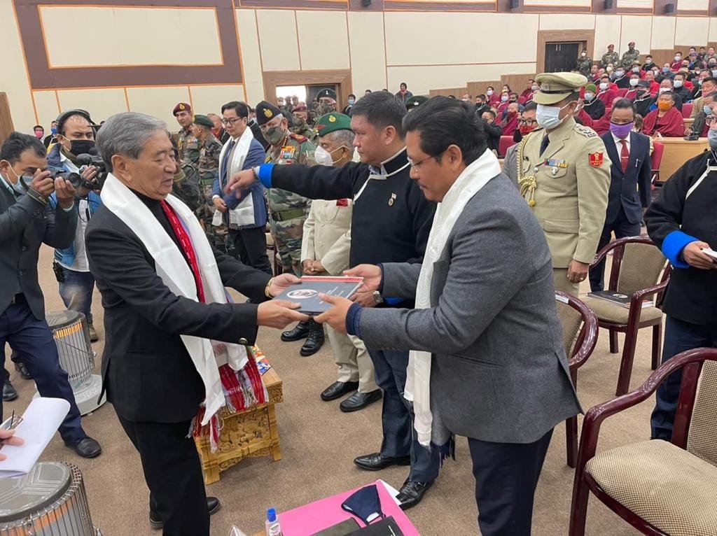Lt Major Bob Khathing awarded Arunachal Ratna Award posthumously 2 EuKcGrPVcAIF0I