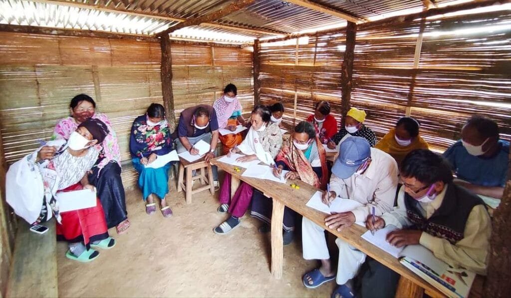 Manipur Youth Educating The Elderly In Indo-Myanmar Border 3 edu3