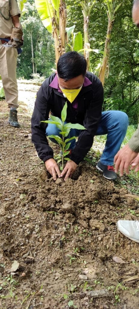Shangshak Police spread ‘Save Biodiversity’ through tree plantation outreach 3 1C8BC704 E5CE 4629 B647 2B2E9D096152
