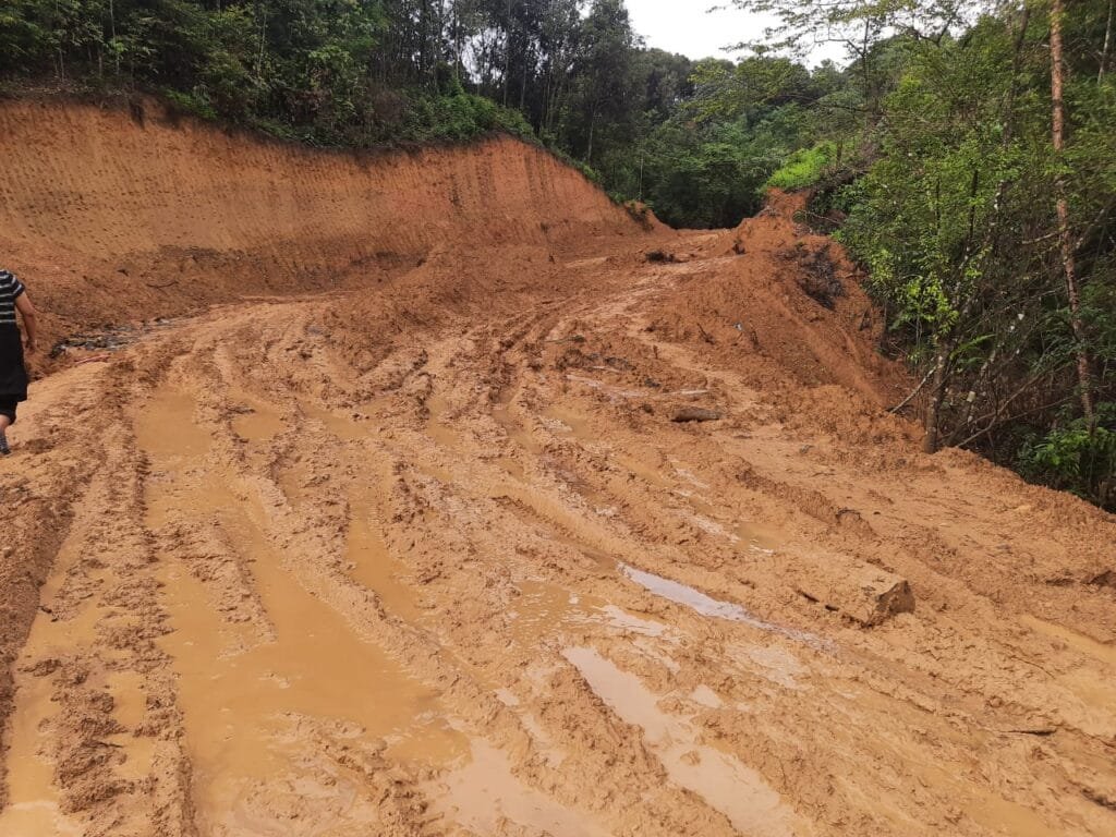 Tamenglong Town Offices Road in Dilapidated Condition 2 WhatsApp Image 2021 08 20 at 3.49.20 PM