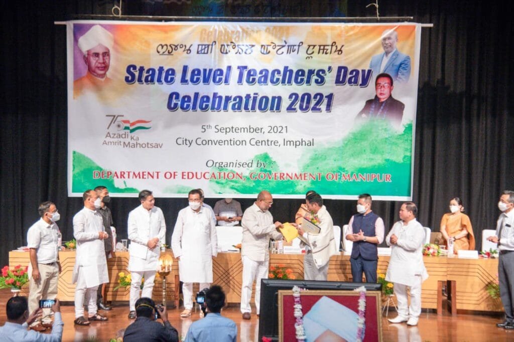 Manipur Govt Honours 'National Awards to Teachers, 2021' awardee, Lecturer Ningmareo Shimray 2 241332382 1947774742066991 7001267656395720317 n