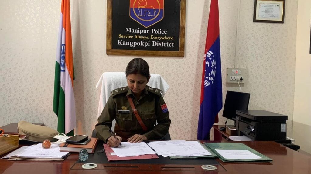 Kangpokpi Dist police bids adieu to outgoing SP, Amrita Sinha IPS takes charge 3 Amrita Sinha IPS on Friday evening took over as the new SP of Kangpokpi district.