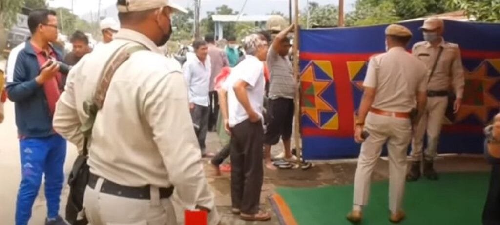 Police disrupt farmers' protest demanding protection of paddy lands 2 Police forcing to conclude a protest staged by farmers to protect paddy land at Lamphel area on Sunday 2