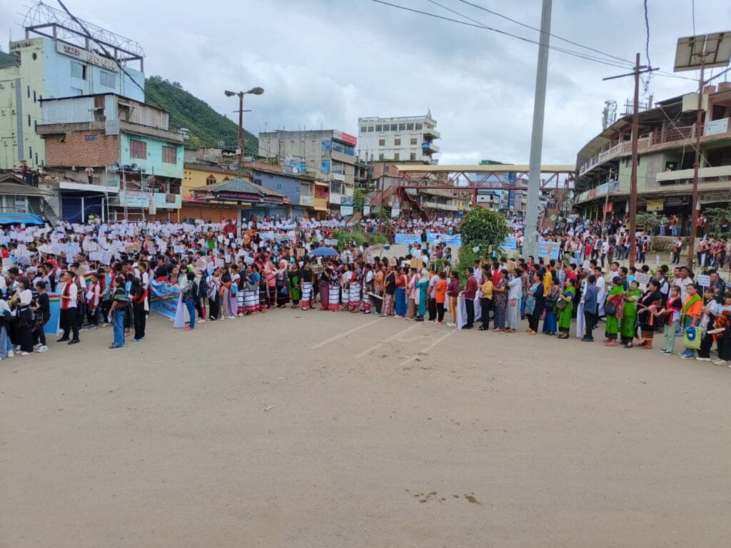 Nagas in Manipur hold peace rallies in support of Framework Agreement to resolve Naga political issue 1 Nagas in Manipur hold peace rallies in support of Framework Agreement to resolve Naga political issue 1