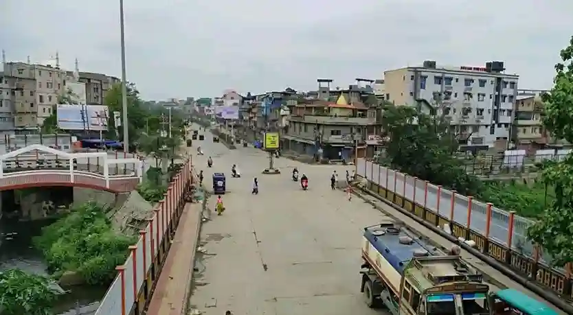 Imphal Shuts Down